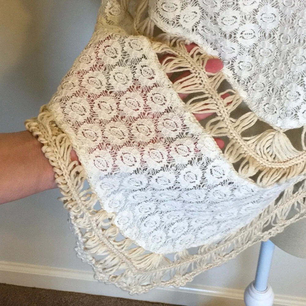 Umgee Tan/Cream Crochet/Macrame Boho Tunic Sz M - Picture 3 of 8